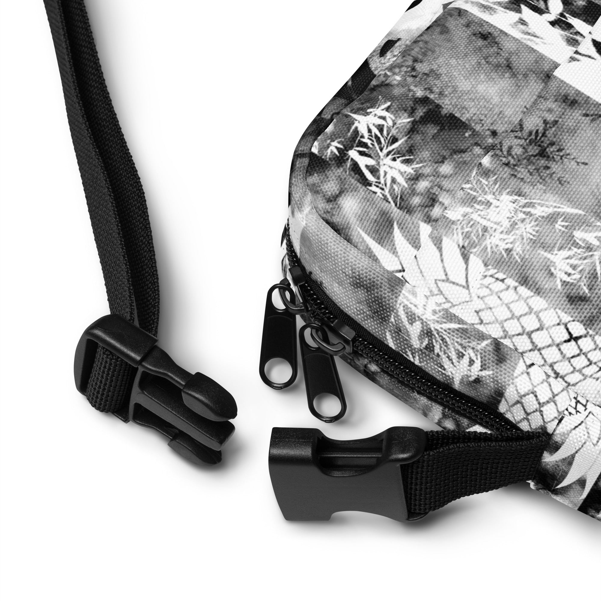 Monochrome Oasis Mini Crossbody Bag Crossbodies The Local Banyan